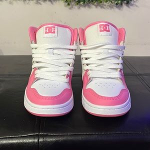 Woman’s dc shoes pink and white size 5.5